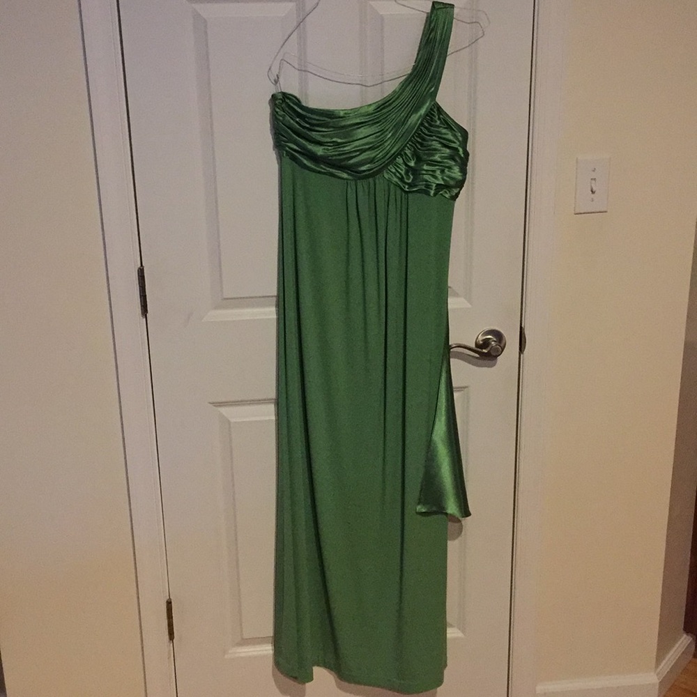 David’s Bridal green dress